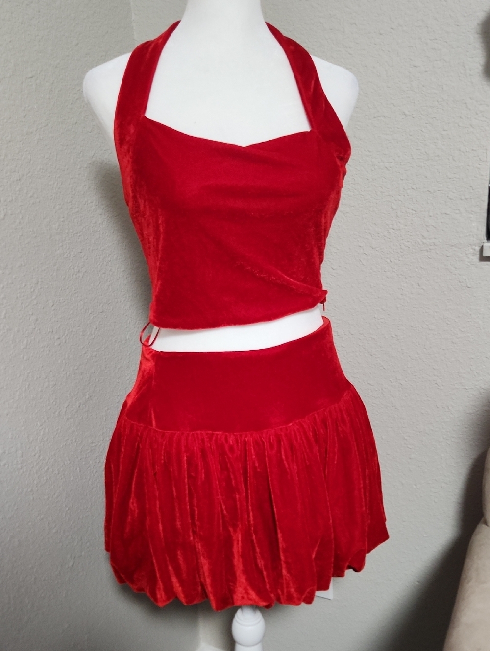 Fashion Nova Divine Velvet Bubble Skirt Set - Picture 1 of 10